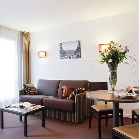 Aparthotel Adagio Access Saint Charles