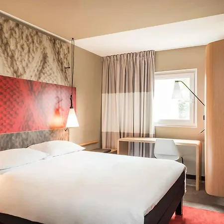 Ibis Timone 3*