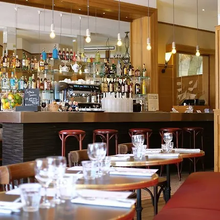 Saint Louis - Vieux Port Hotel 3*