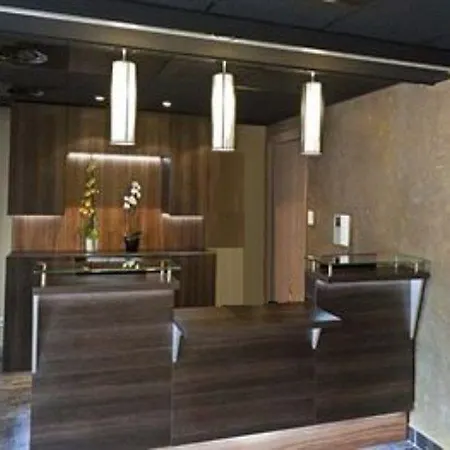 Appart'city Confort Centre Prado Velodrome 3*