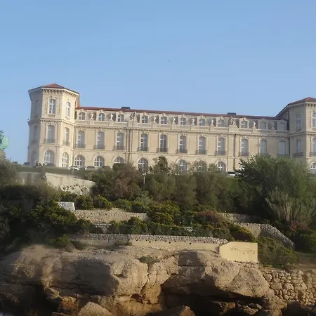 Apartment Du Palais Longchamps