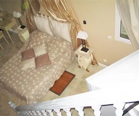 La Blanche Bed & Breakfast