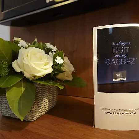 Hotel Kyriad Centre Paradis-prefecture