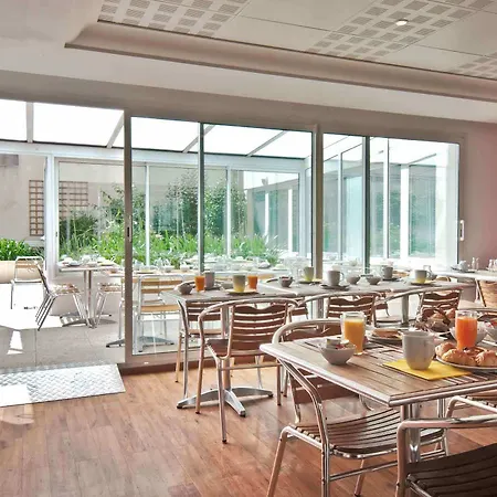 Aparthotel Adagio Access Prado Perier