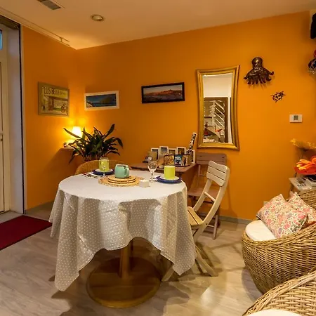Les Chambres De Jeannette 2*