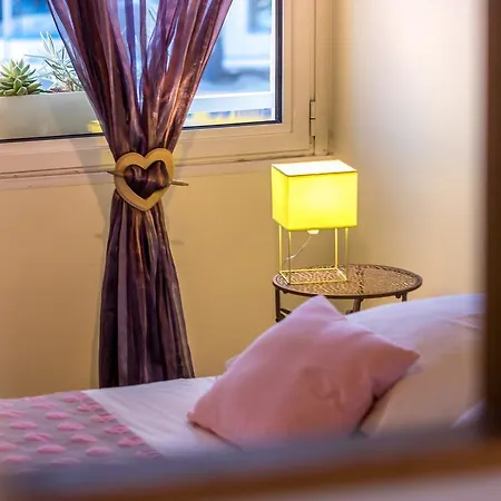 Bed and Breakfast Les Chambres De Jeannette Μασσαλία