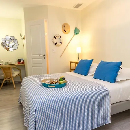 Les Chambres De Jeannette Bed and Breakfast 2*