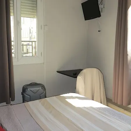 Hotel Ariana 3*