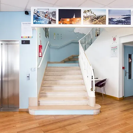 Ibis Styles Centre Prado Place Castellane Hotel 3*