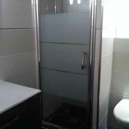 Hotel L'Eau Des Collines 2*