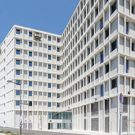Les Ports