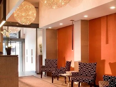 Escale Oceania Vieux Port 3* מרסיי