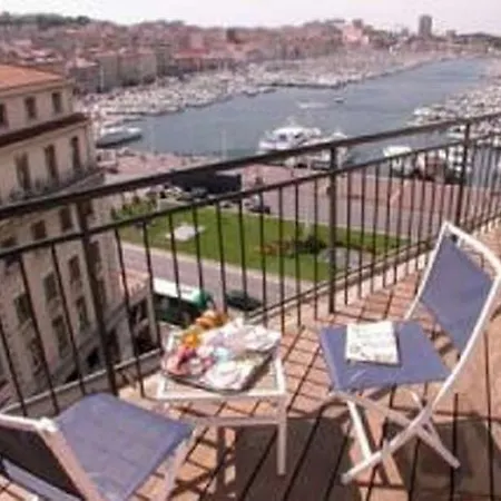 New Le Quai - Vieux Port 4*