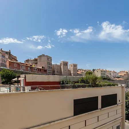 Chez Nous - 7 Sur Le Vieux Port *