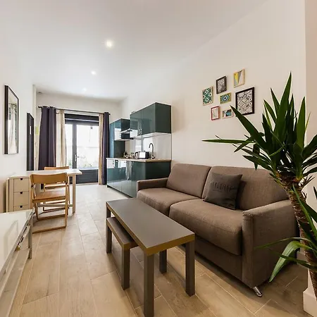 Chez Nous - 7 Sur Le Vieux Port Apartment *