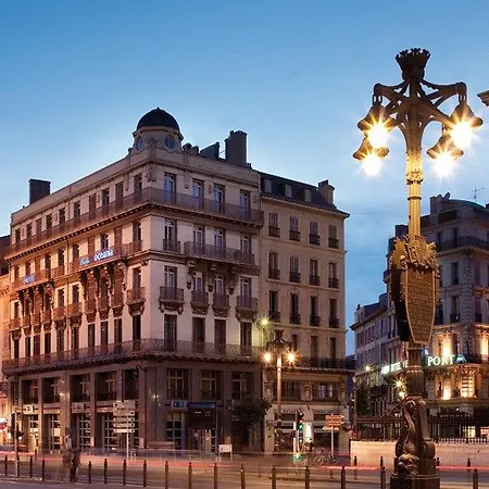Escale Oceania Vieux Port 3*