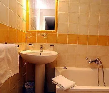 Hotel Europe Vieux Port 2*