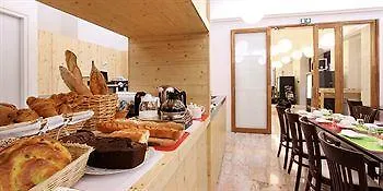 Hermes Hotel 2*