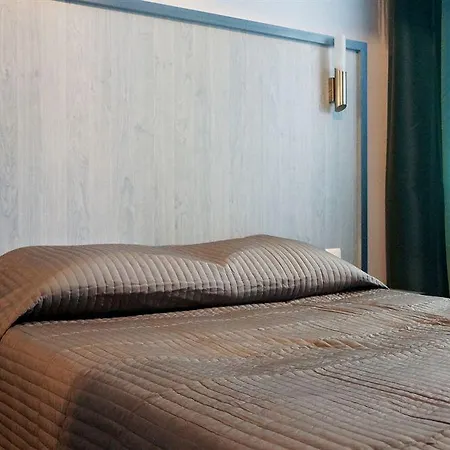 Hotel Paradis - Centre Prefecture 2*