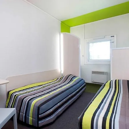 Ibis Budget Est Porte D'aubagne Hotel