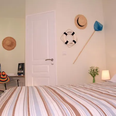 Les Chambres De Jeannette Bed and Breakfast Μασσαλία
