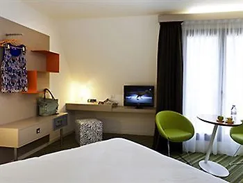 Centre La Timone Hotel 2*
