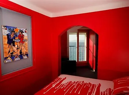 Richelieu Hotel 2*
