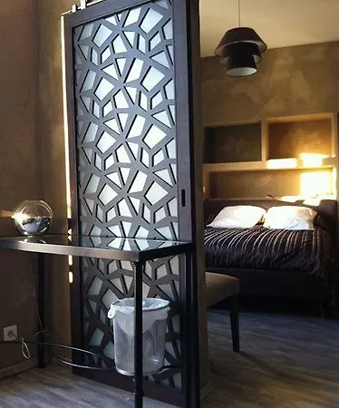 Richelieu Hotel 2*