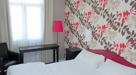 Hotel Lutetia 2*