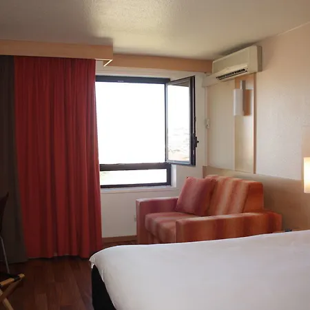Ibis Centre Gare Saint Charles Hotel 3*