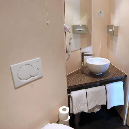 Terminus Saint-charles Hotel 3*