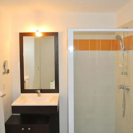 Odalys Blancarde Alhambraodalys 3* Marseille