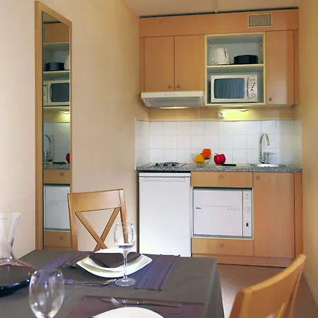 Citadines Prado Chanot Apart-hotel 3*