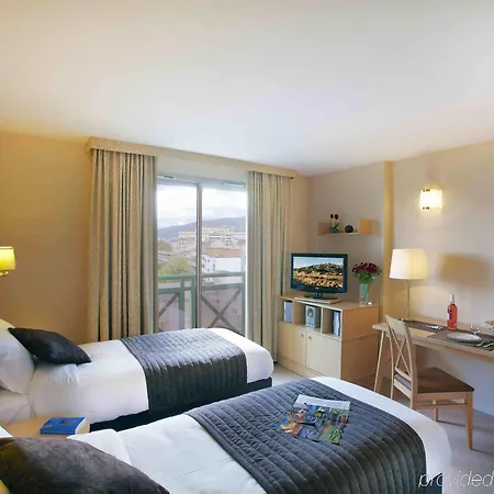 Apart-hotel Citadines Prado Chanot 3*