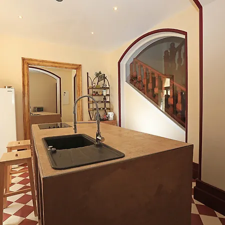 Boutique Chateau Beaupin Restaurant & Wellness * Marseilles