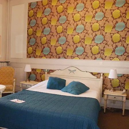 Hotel Ibis Styles Vieux Port 3*