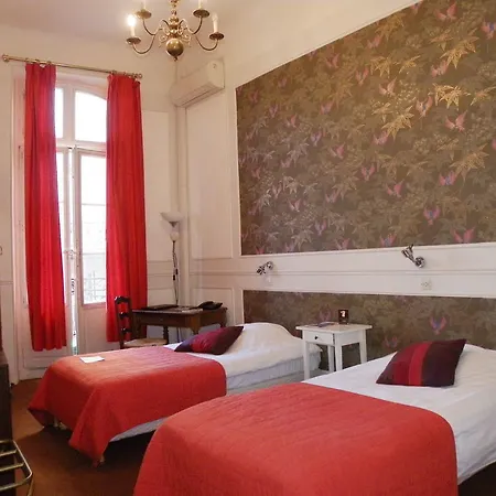 Hotel Ibis Styles Vieux Port 3*