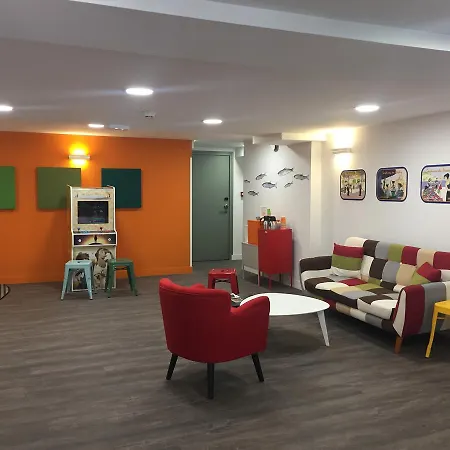 Hotel Ibis Styles Vieux Port 3*