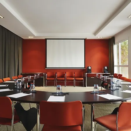 Adagio Timone Aparthotel 3*
