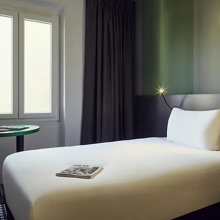 Ibis Styles Vieux Port Hotel