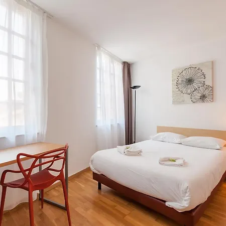 Residhotel Vieux Port 3* Marsella