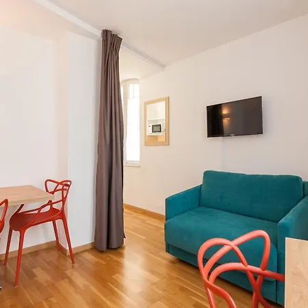 Residhotel Vieux Port 3* Marsella