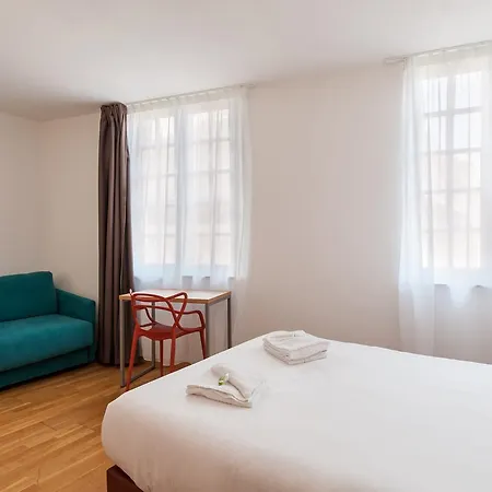 Residhotel Vieux Port Marsella