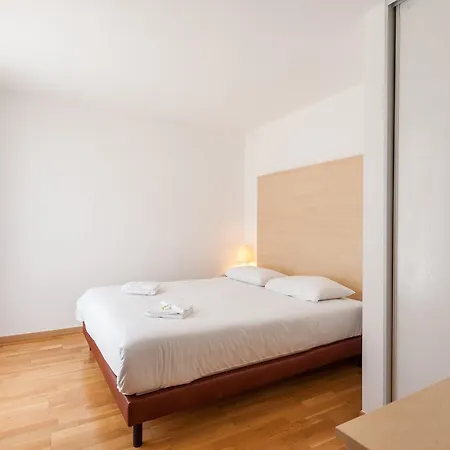 Residhotel Vieux Port 3* Marsella