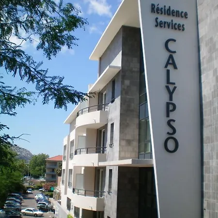 Services Calypso Calanques Hotel *