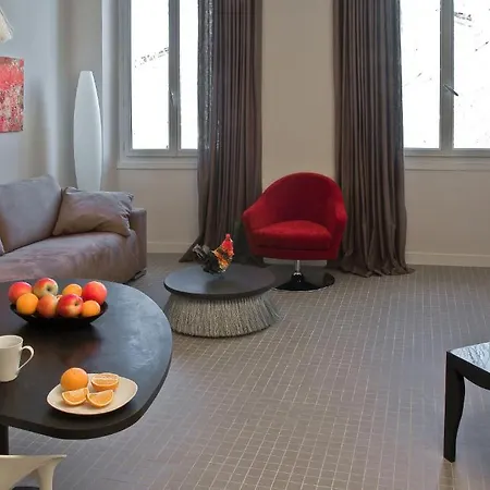 Apartment Decoh Paradis