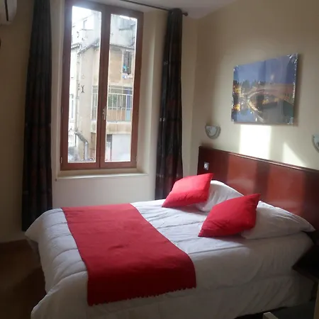 Hotel Victory 2*