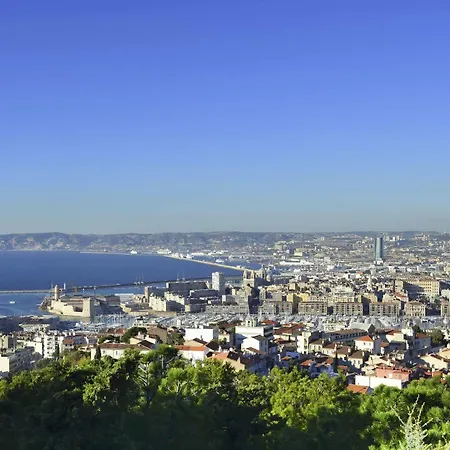 Centre Vieux Port Hotel 3*