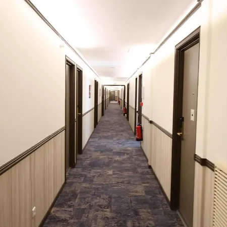 Otel Toyoko Saint Charles Marsilya