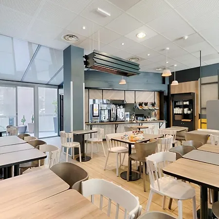 Centre La Joliette Hotel